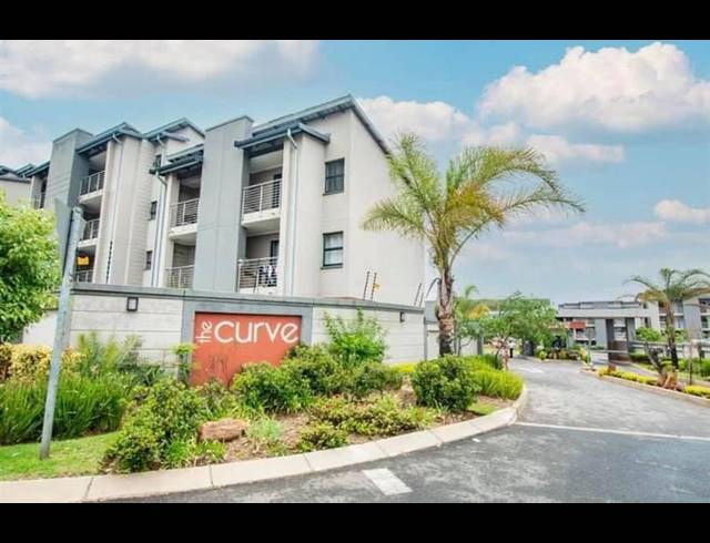 2 BEDROOM APARTMENT FOR SALE IN SEBENZA